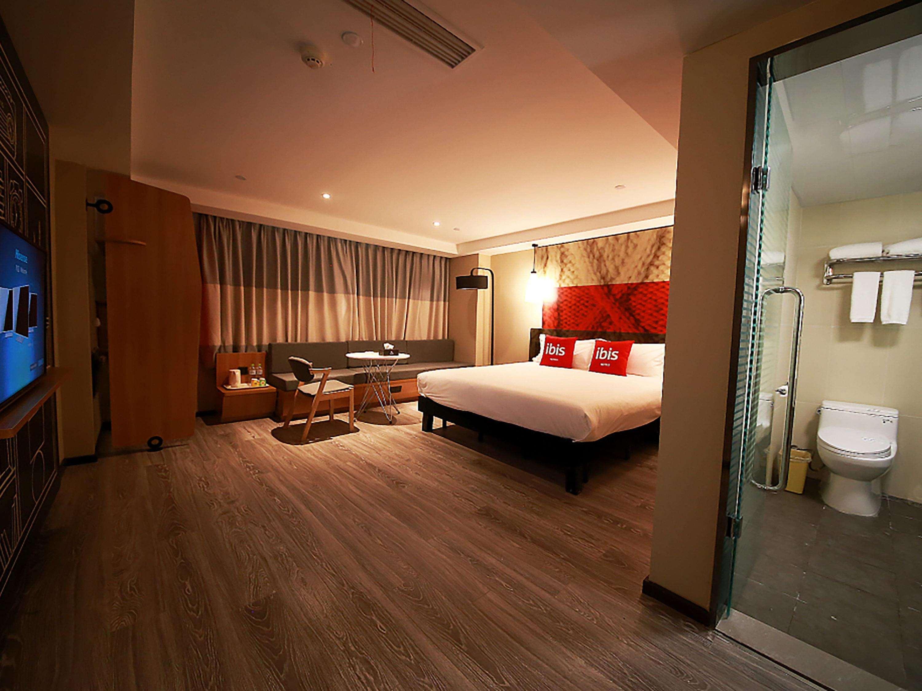 Ibis Sui Ning Hotel Suining  Buitenkant foto