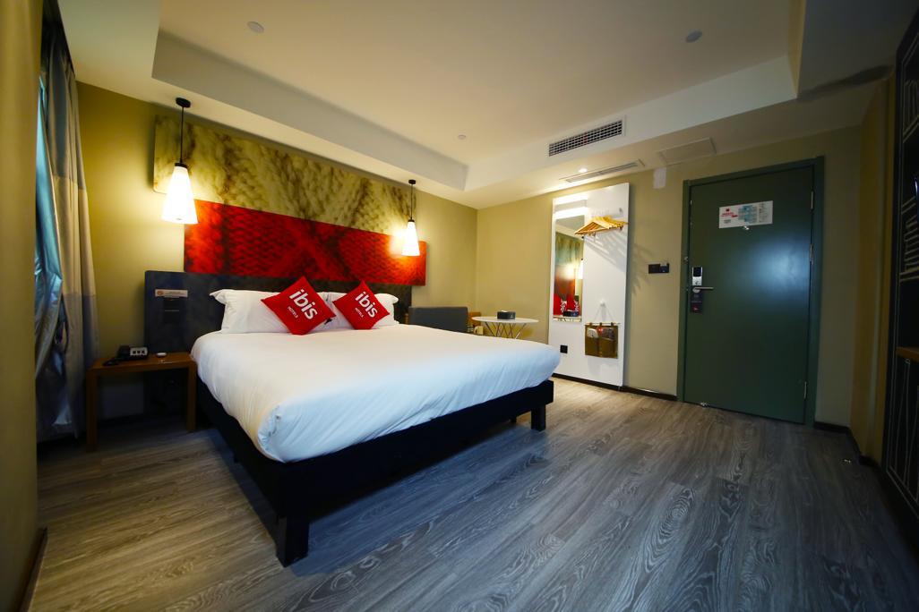 Ibis Sui Ning Hotel Suining  Buitenkant foto